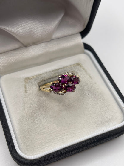 9ct gold garnet and diamond ring