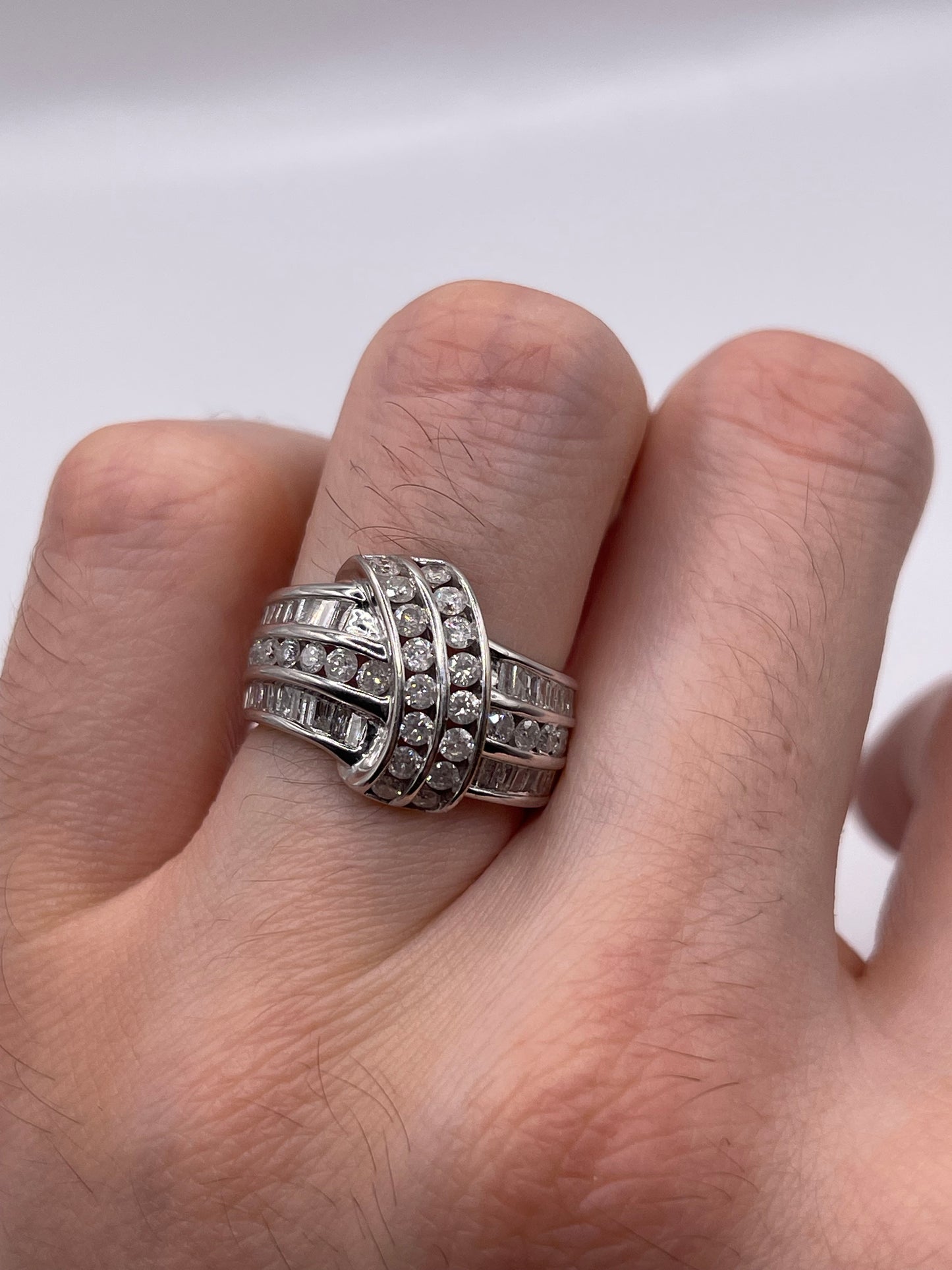 9ct white gold diamond cluster ring