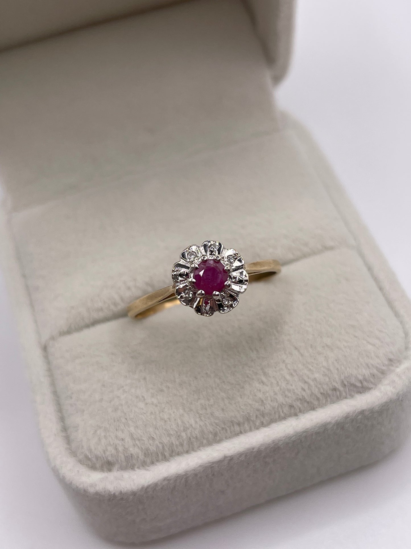 9ct gold ruby and diamond ring