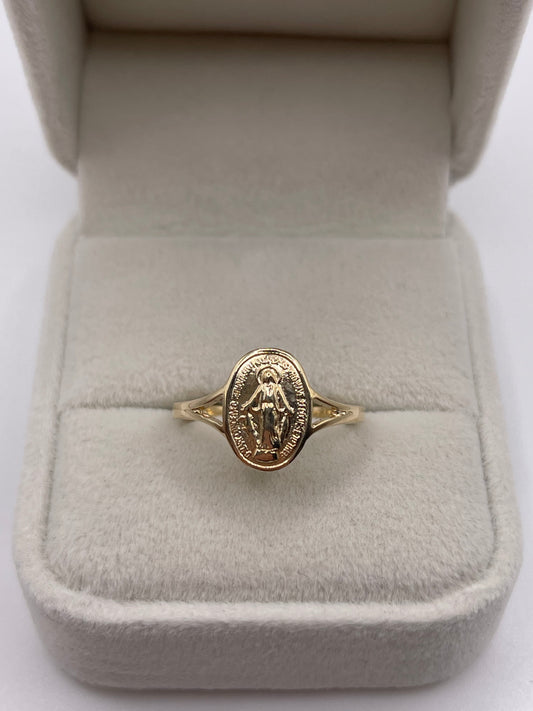 9ct gold st Mary ring