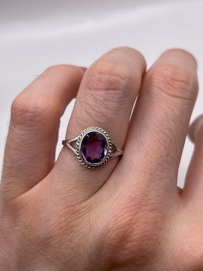 9ct white gold amethyst ring