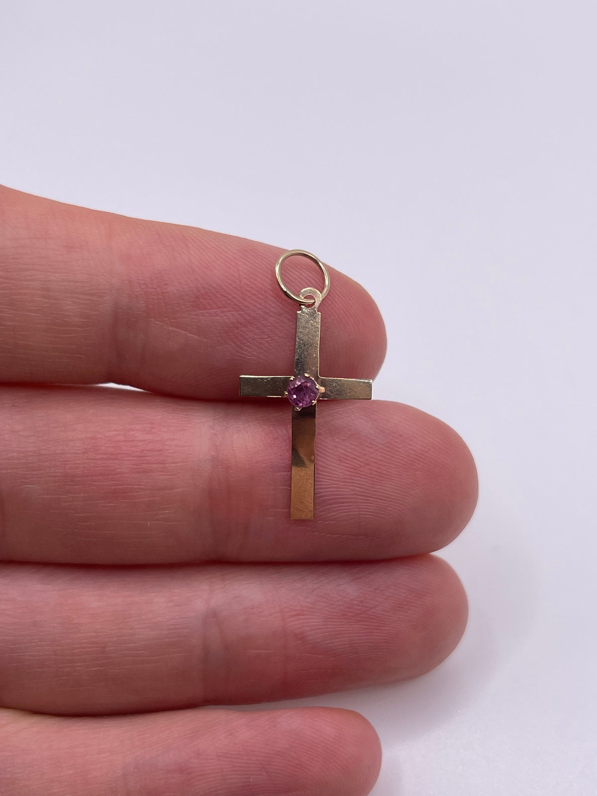 9ct gold ruby cross pendant