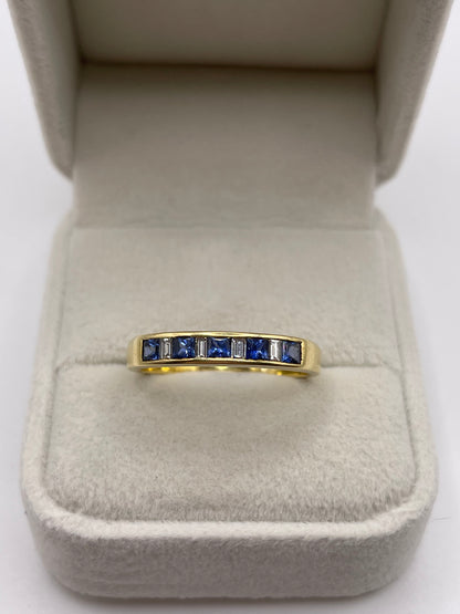 18ct gold sapphire and diamond ring