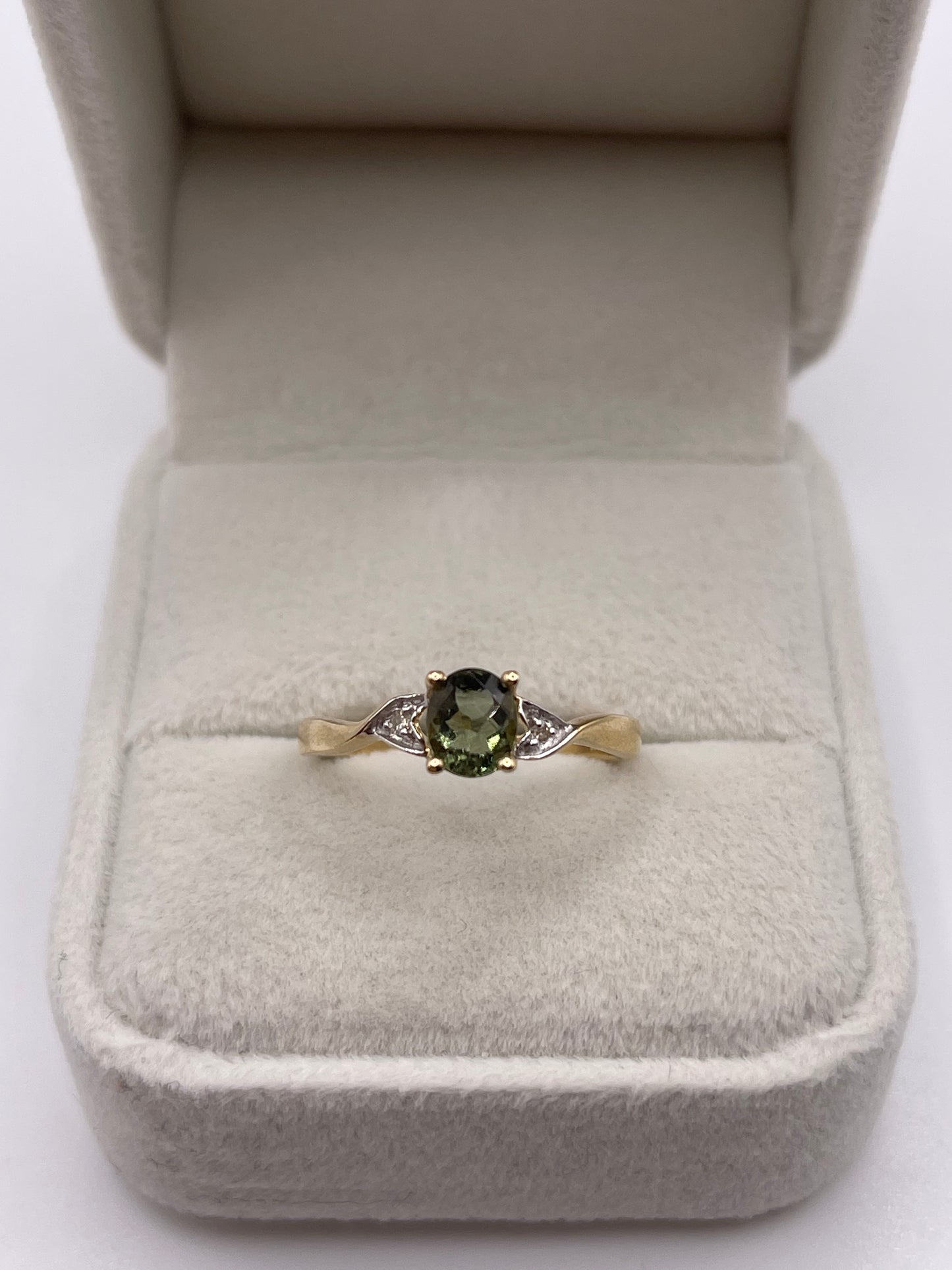 9ct gold tourmaline and diamond ring