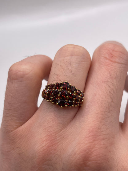 9ct gold garnet cluster ring
