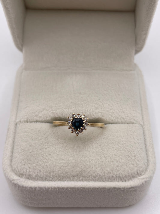 9ct gold sapphire and diamond ring