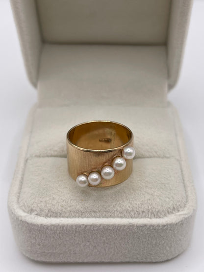 9ct gold pearl ring