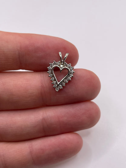 9ct white gold diamond heart pendant