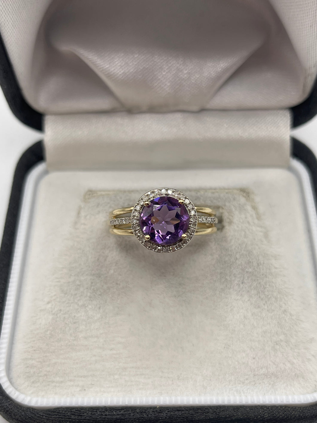 9ct gold amethyst and diamond ring