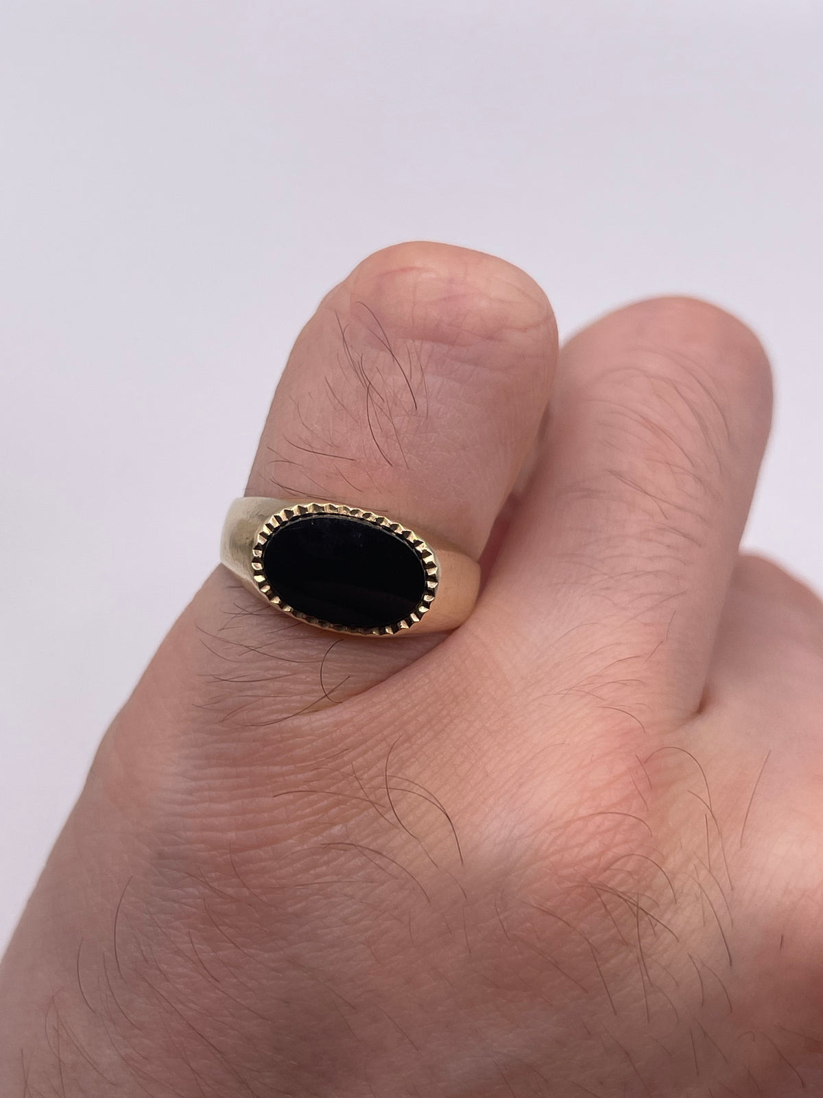 9ct gold onyx signet ring