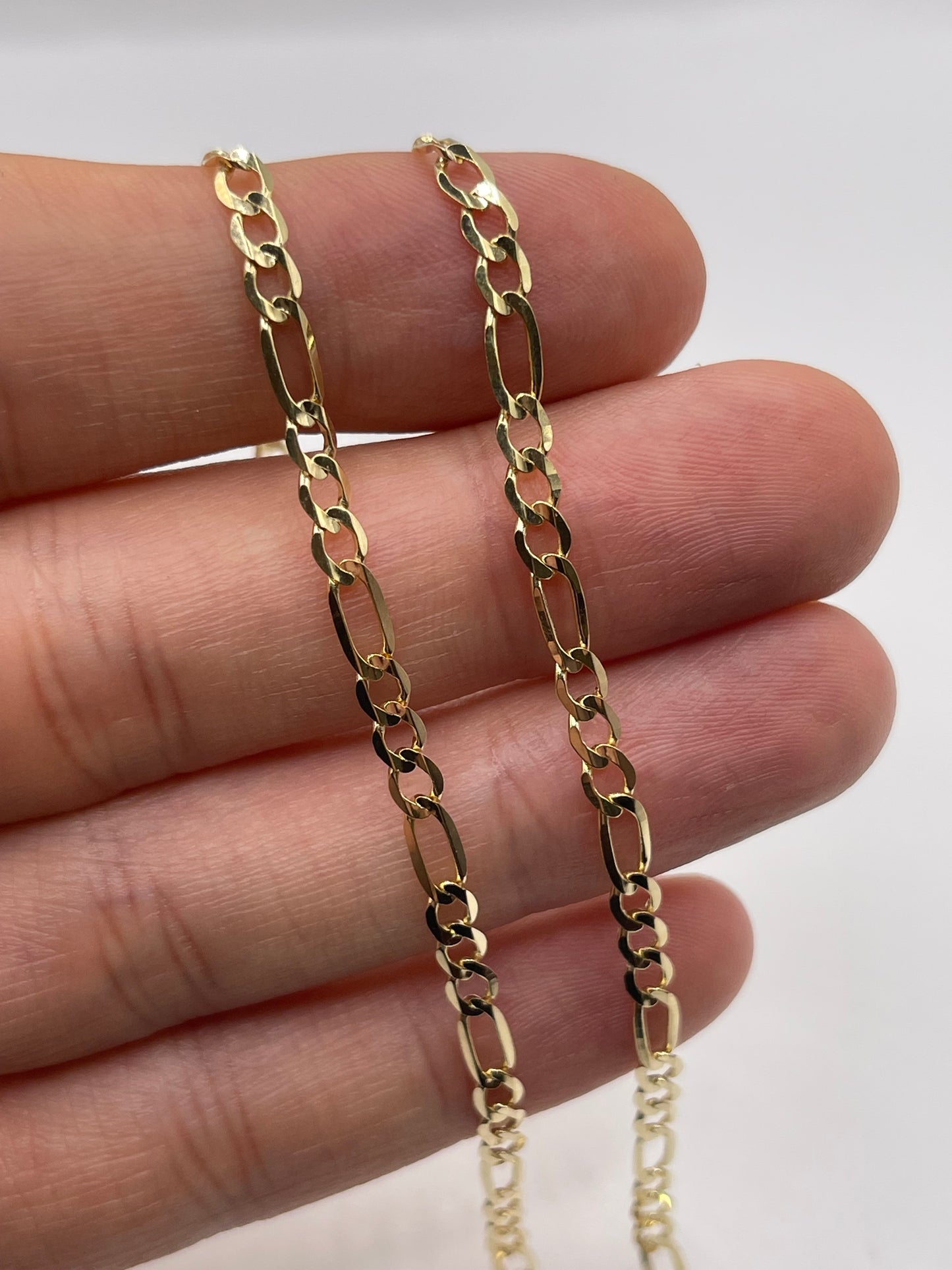 9ct gold chain 325