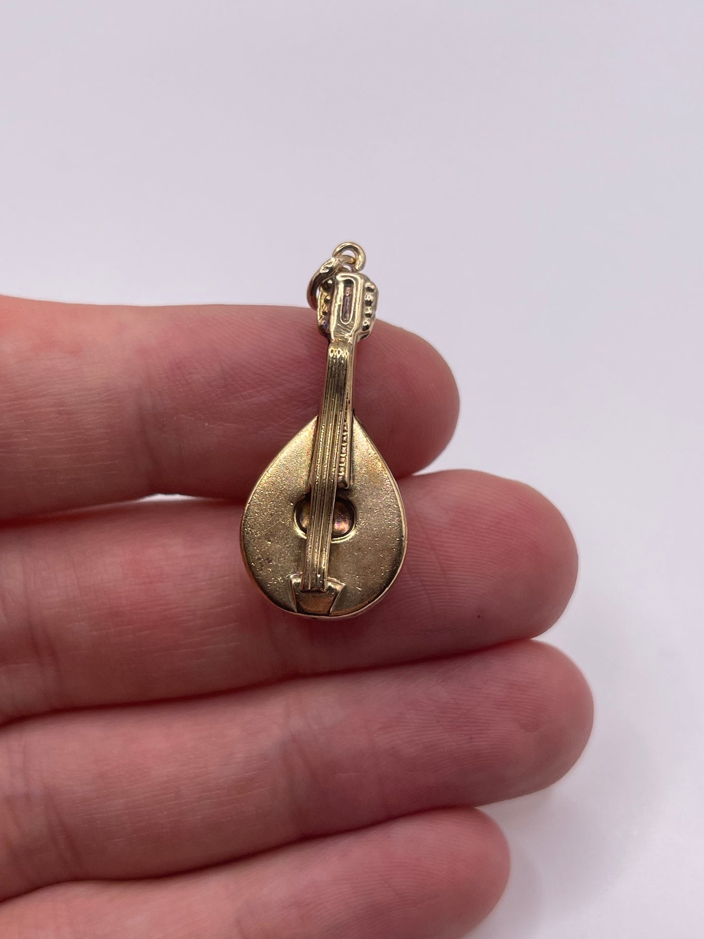 9ct gold mandolin charm