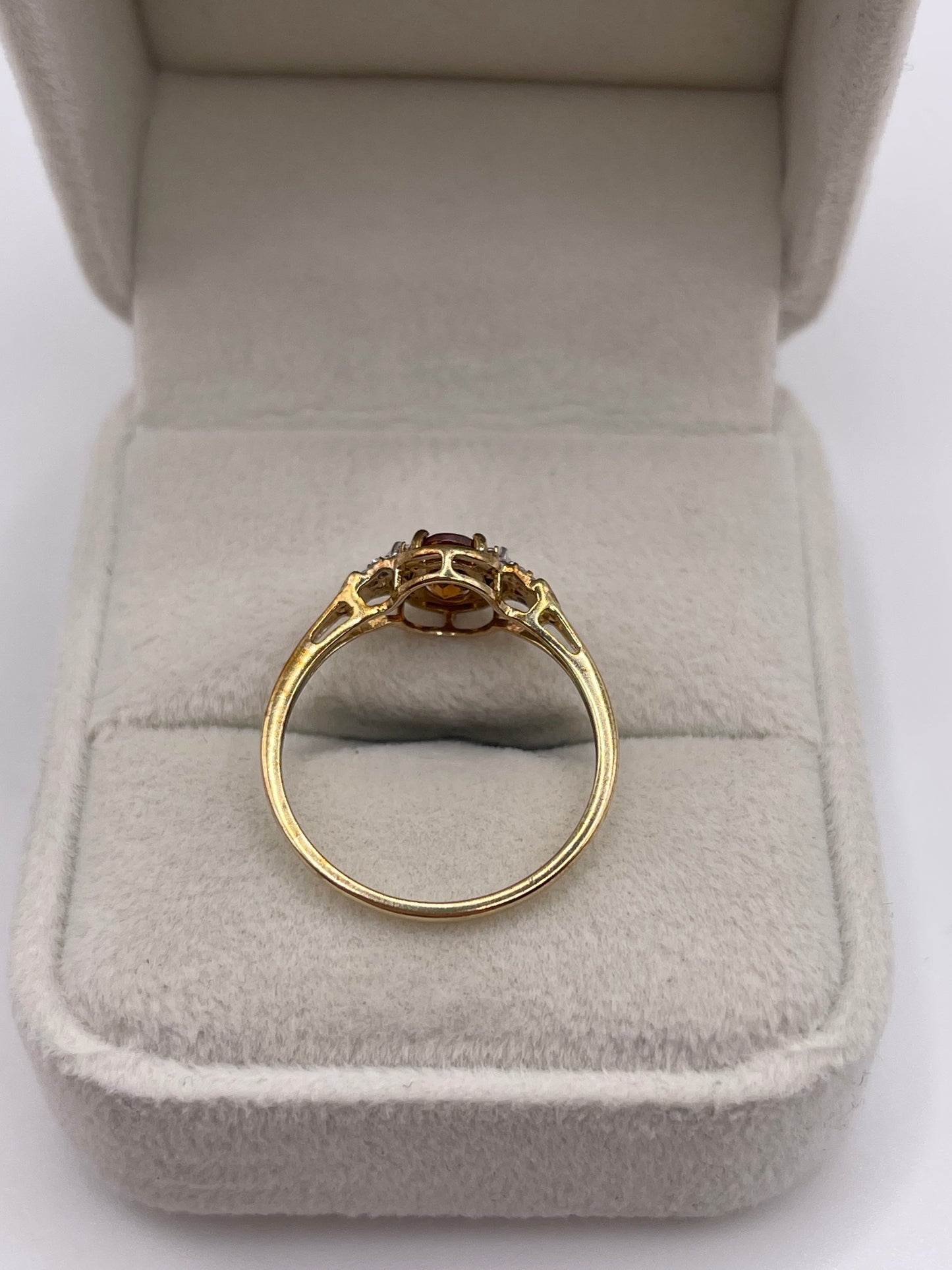 9ct gold citrine and zircon ring