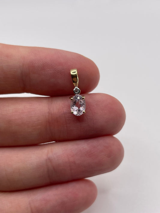 9ct gold kunzite pendant