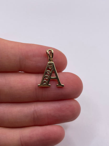 9ct gold cz initial A pendant