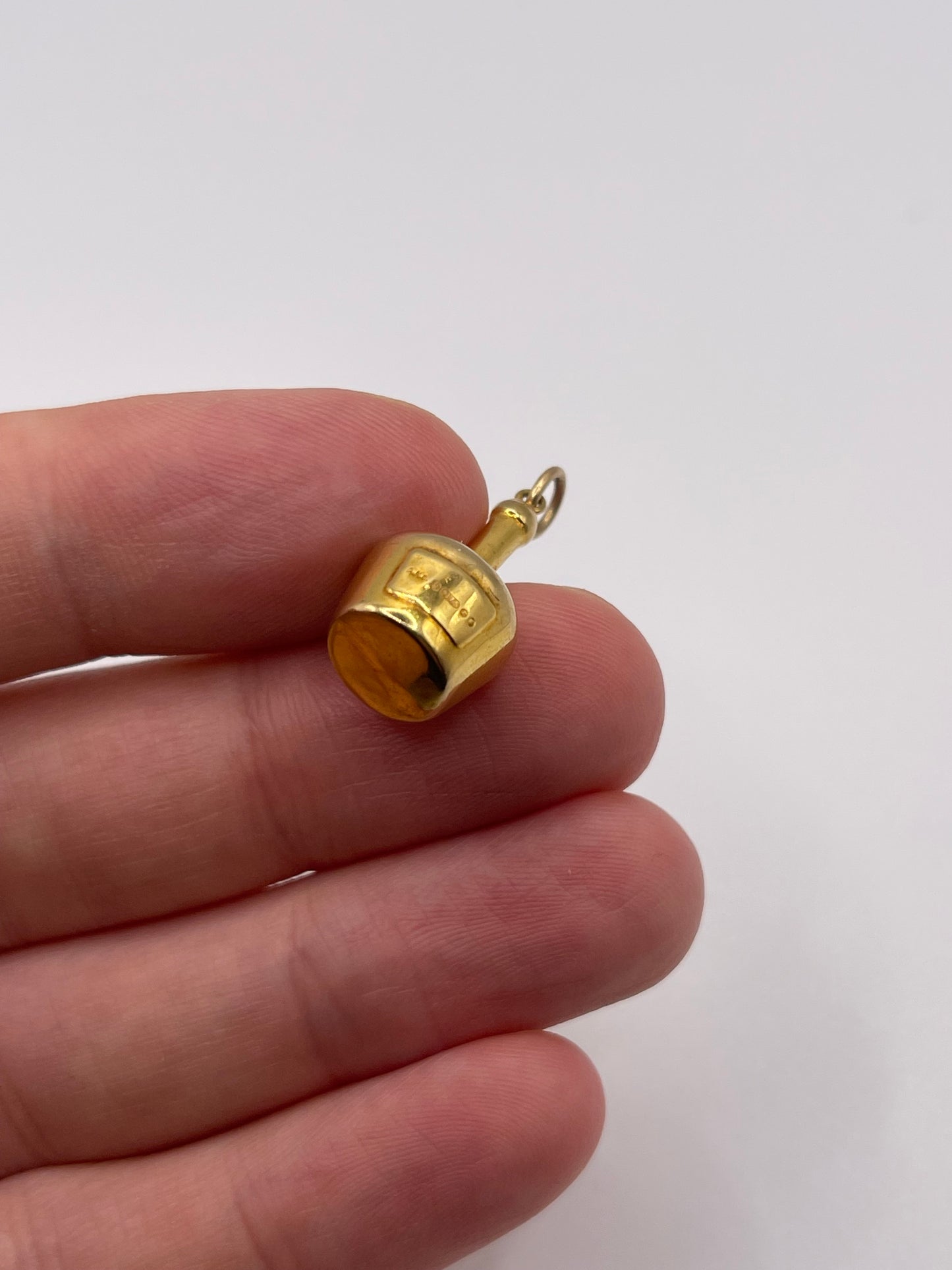 9ct gold bottle charm