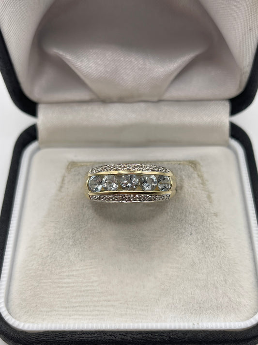 9ct gold aquamarine and diamond ring