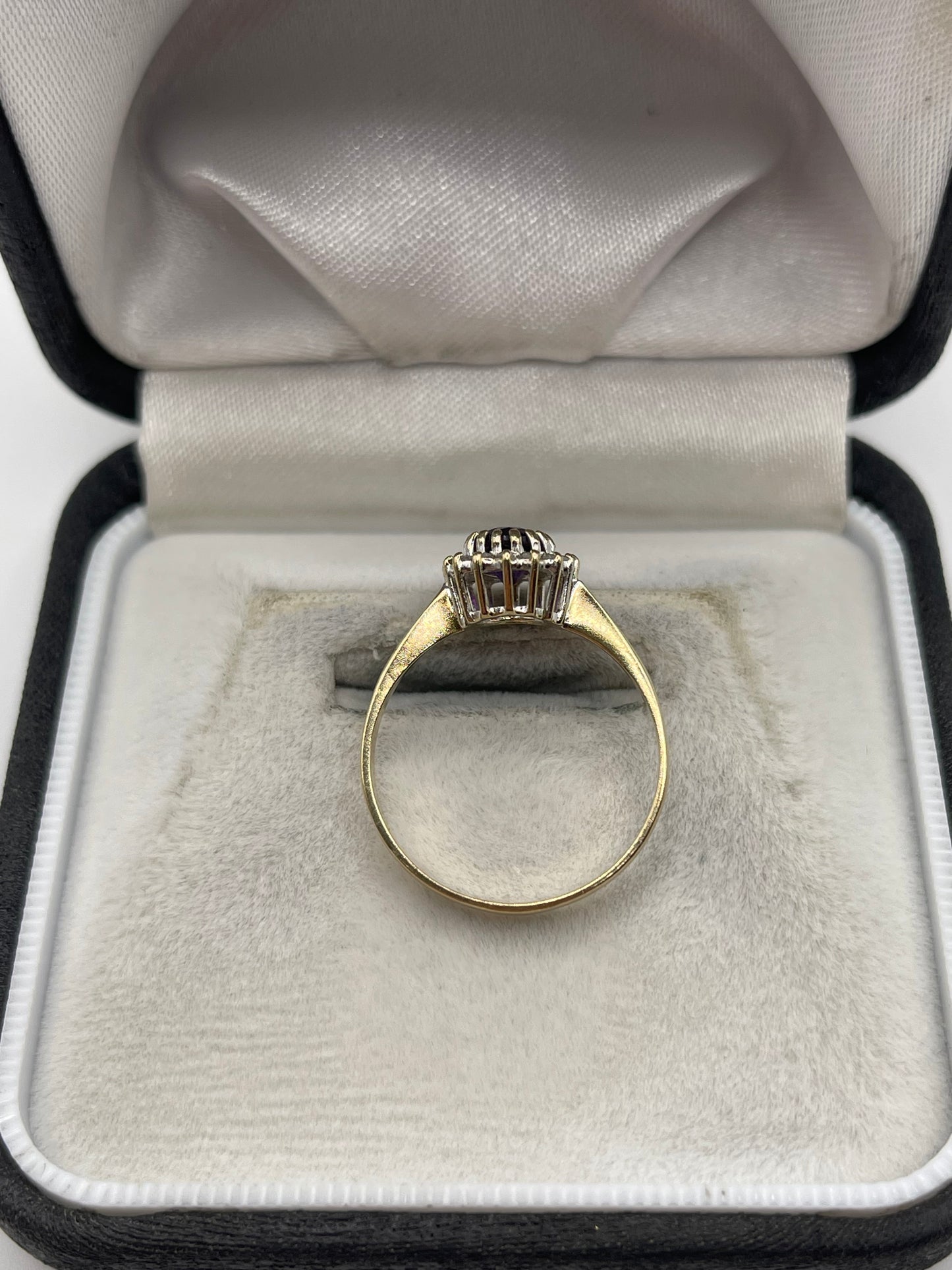 9ct gold amethyst and diamond ring