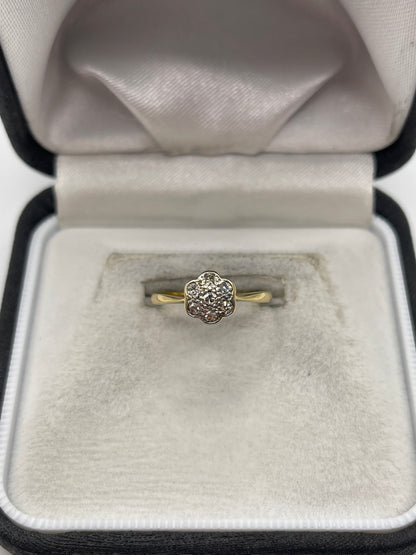 18ct gold diamond cluster ring