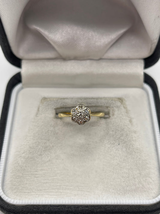 18ct gold diamond cluster ring