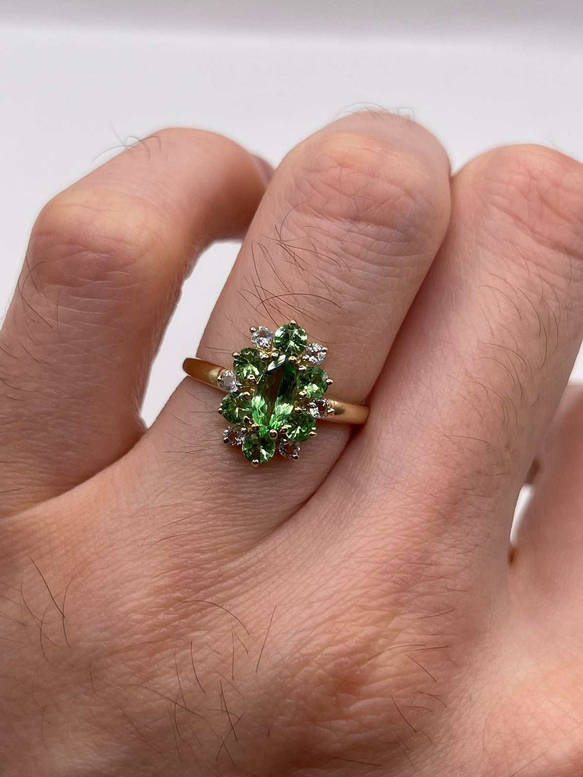 9ct gold tsavorite garnet and zircon ring