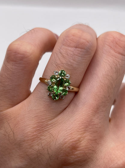 9ct gold tsavorite garnet and zircon ring