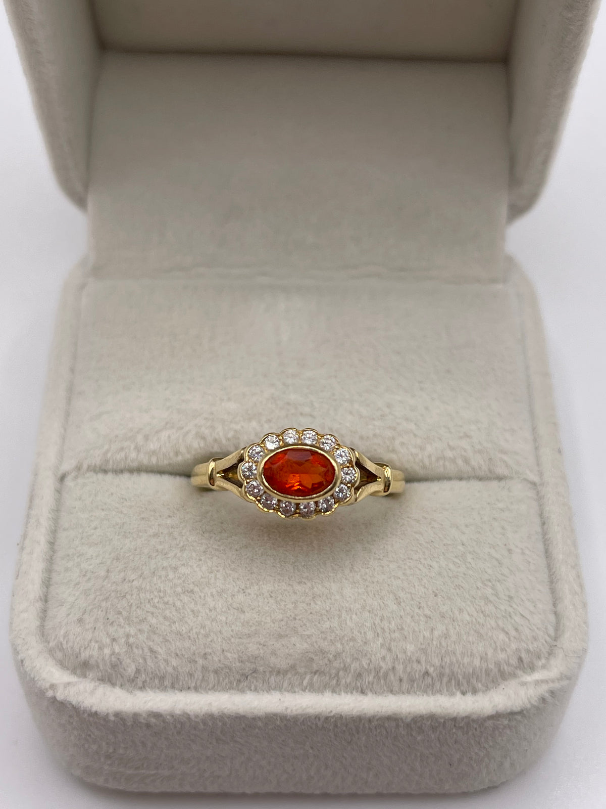 18ct gold fire opal and diamond ring