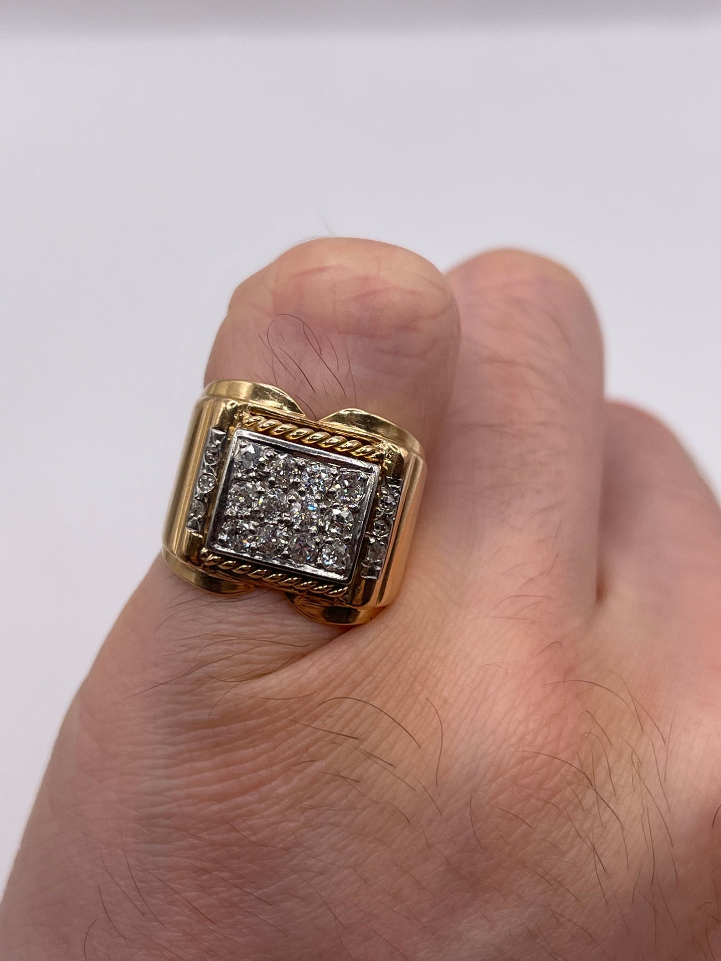 18ct gold diamond tank ring