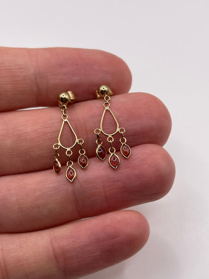 9ct gold garnet earrings