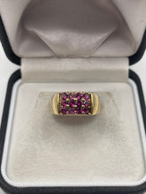 Load image into Gallery viewer, 9ct gold almandine garnet ring
