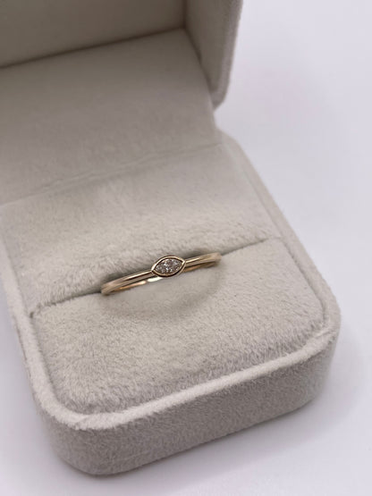 9ct gold diamond ring