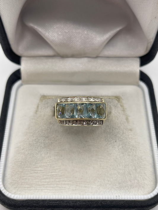 9ct gold topaz and diamond ring