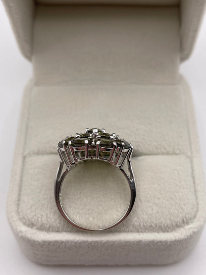 9ct white gold colour change garnet cluster ring