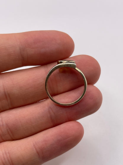 Silver peridot ring
