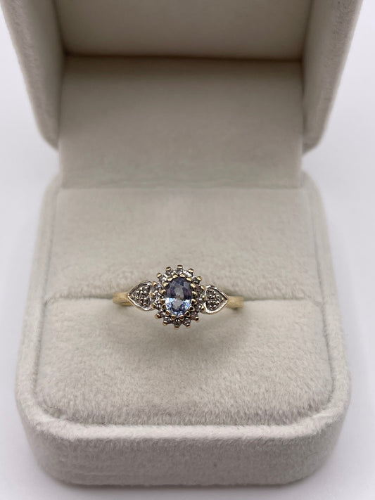 9ct gold sapphire and diamond ring