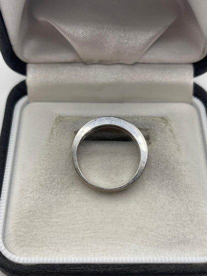 18ct gold sapphire and diamond ring