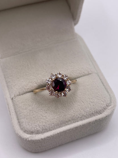 9ct gold garnet and zircon ring