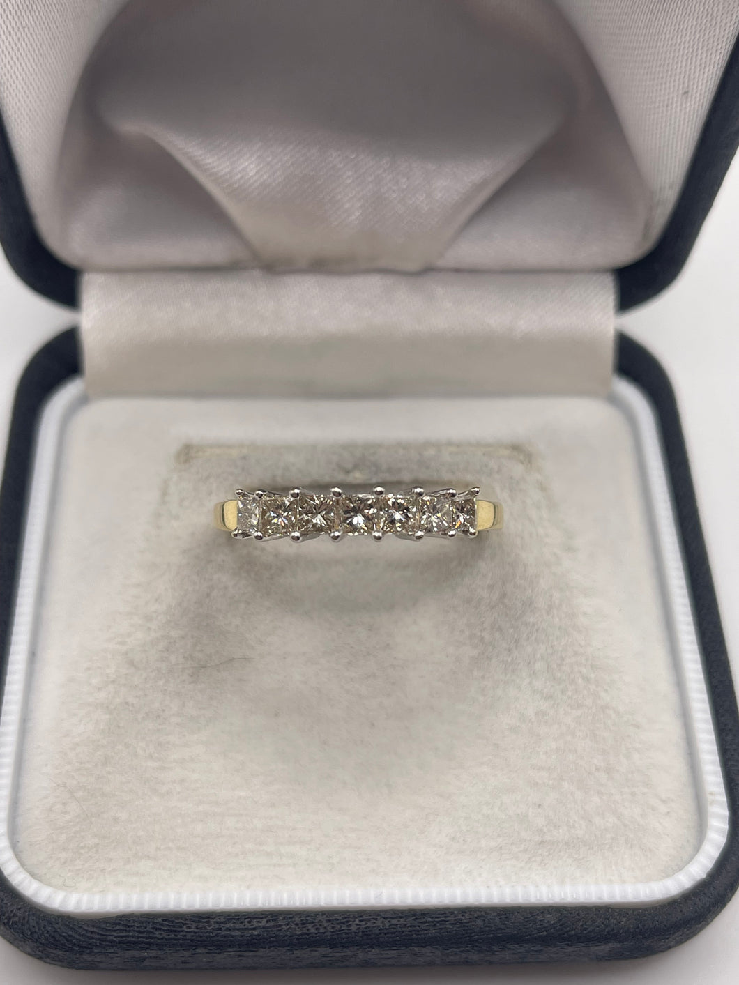 18ct gold 1ct princess cut diamond ring