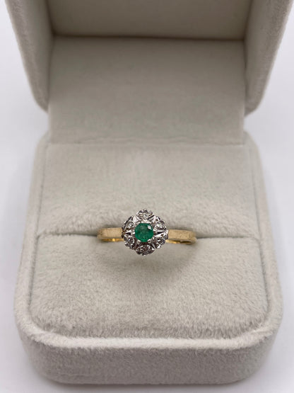 9ct gold emerald and diamond ring