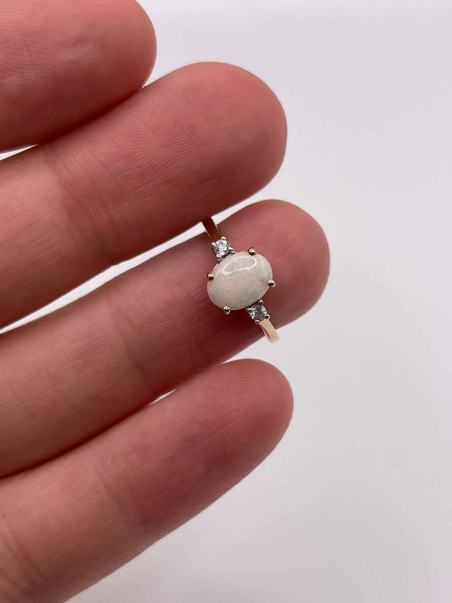 9ct gold opal and zircon ring
