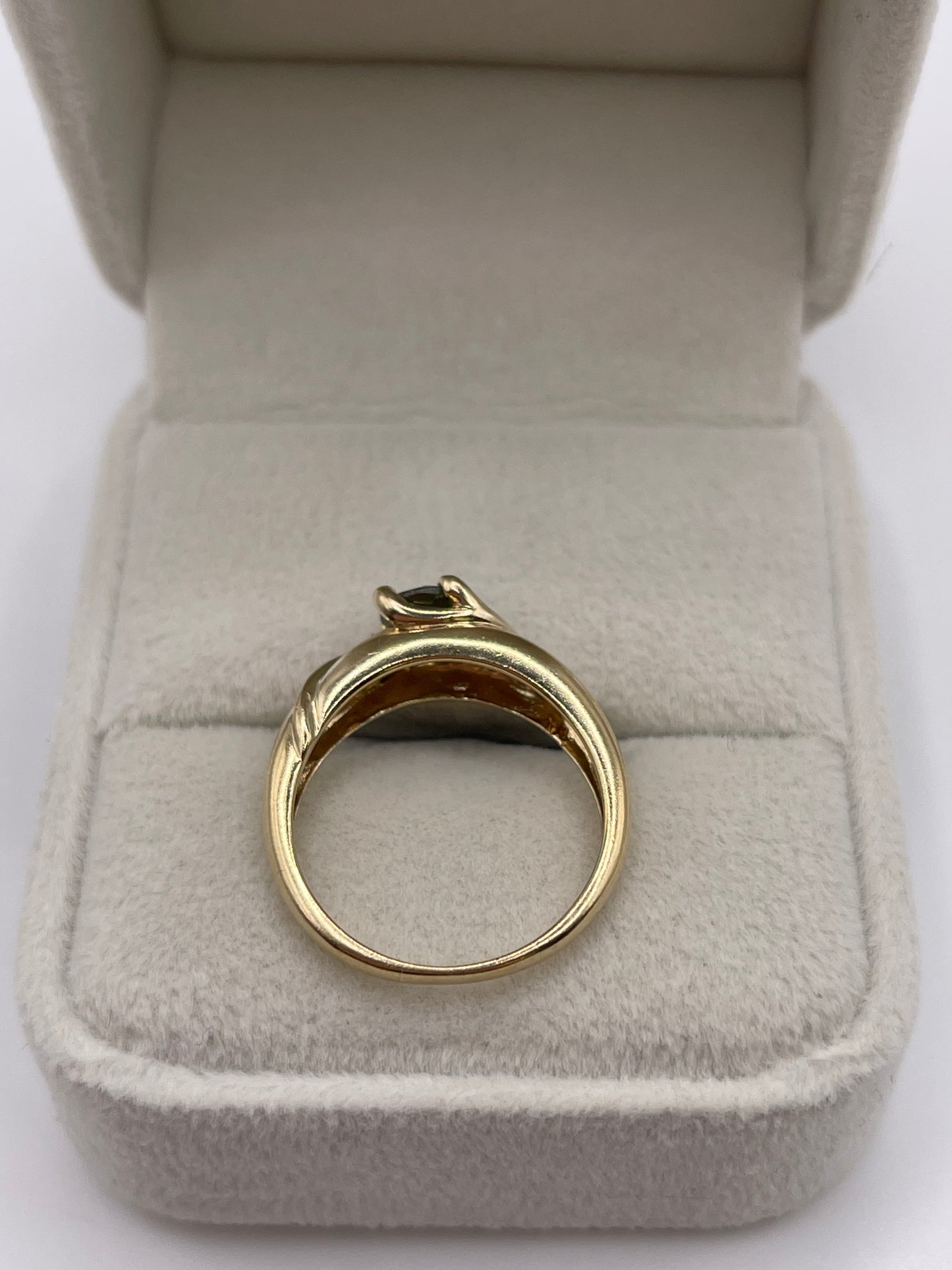 9ct gold tourmaline and zircon ring