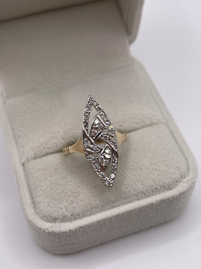 9ct gold cz navette ring