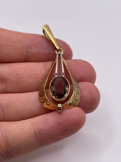 9ct gold Smokey quartz pendant