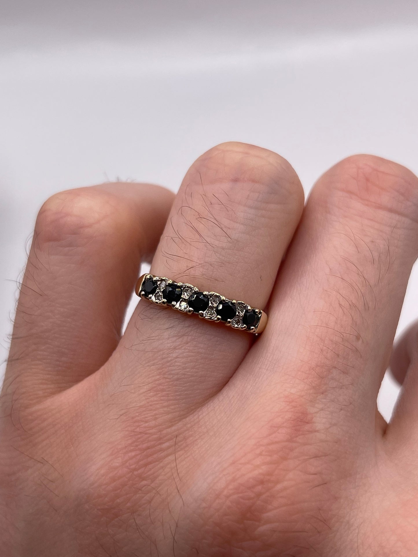 9ct gold sapphire and diamond ring