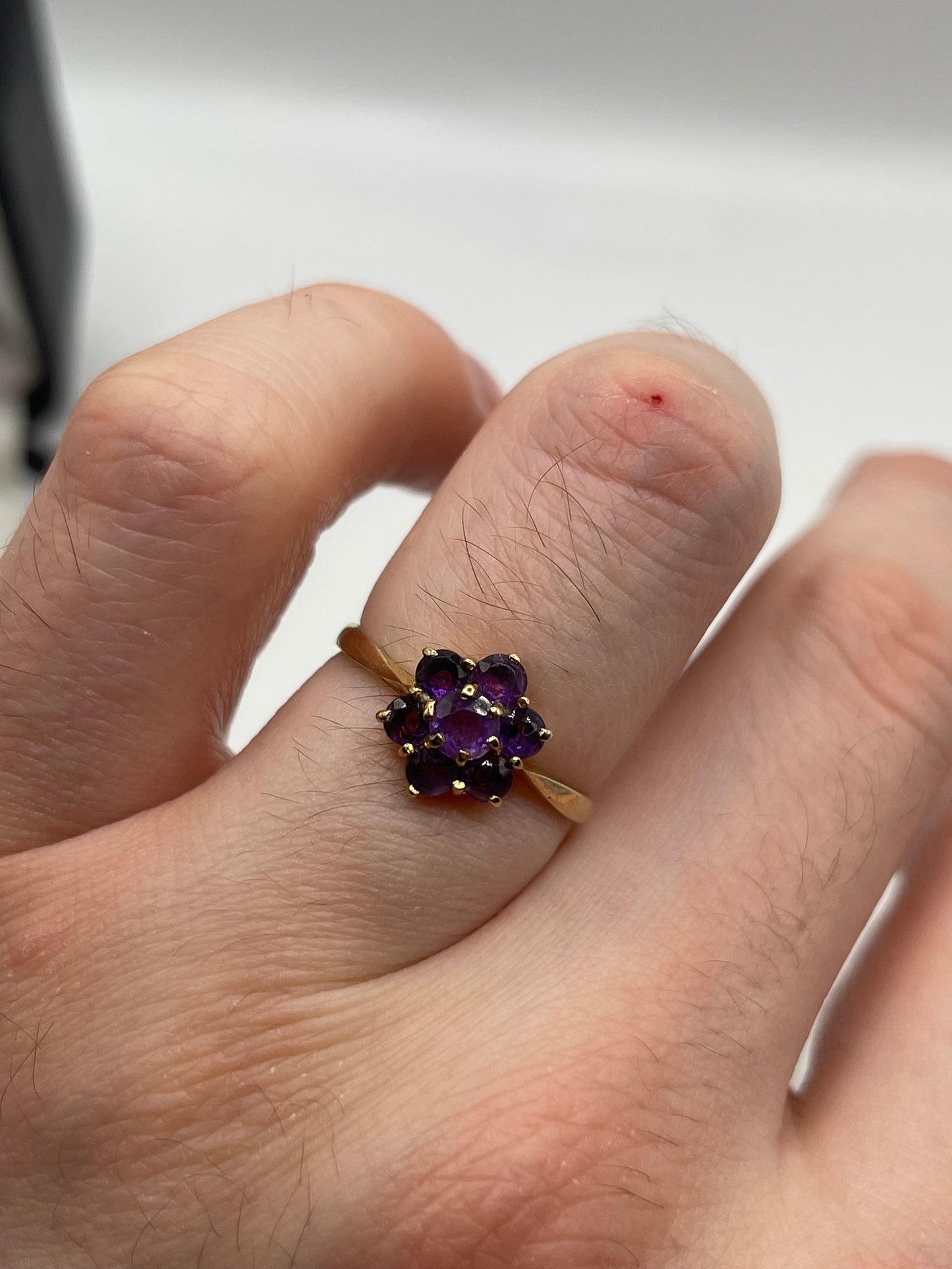 9ct gold amethyst cluster ring