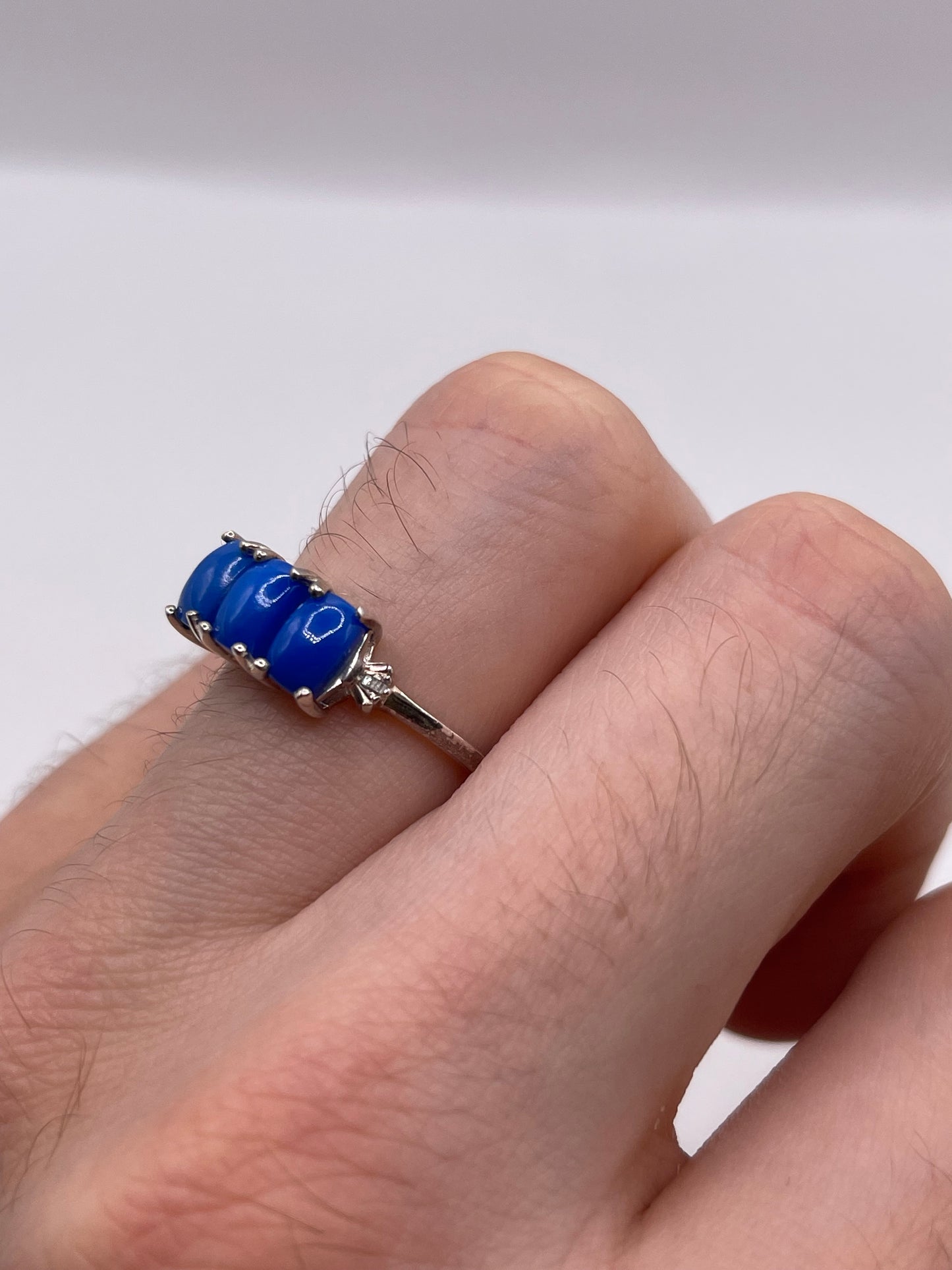 Silver gemstone ring