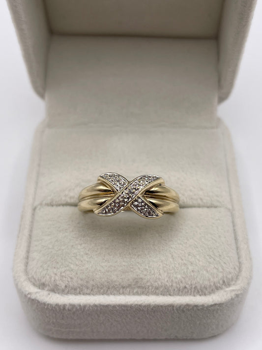 9ct gold diamond ring