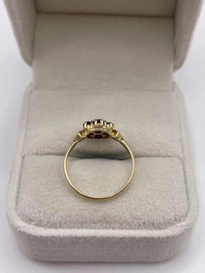 9ct gold garnet cluster ring