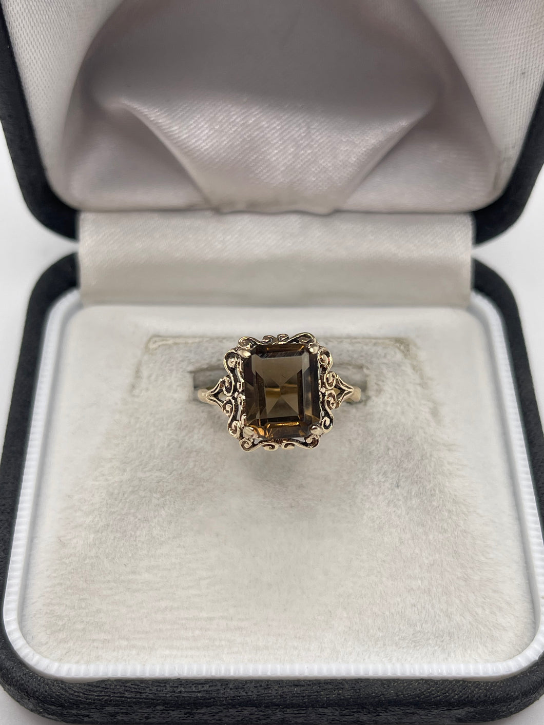 9ct gold Smokey quartz ring