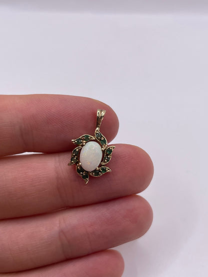 9ct gold opal and emerald pendant